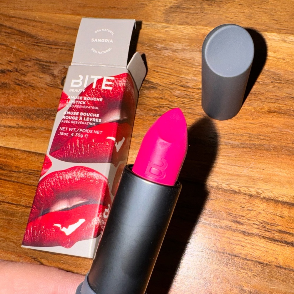 Lipstick - Picture 2 of 2